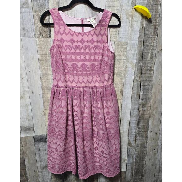 Sundance Dresses & Skirts - Sundance Mauve Embroidered Fit and Flare Tank Midi Dress